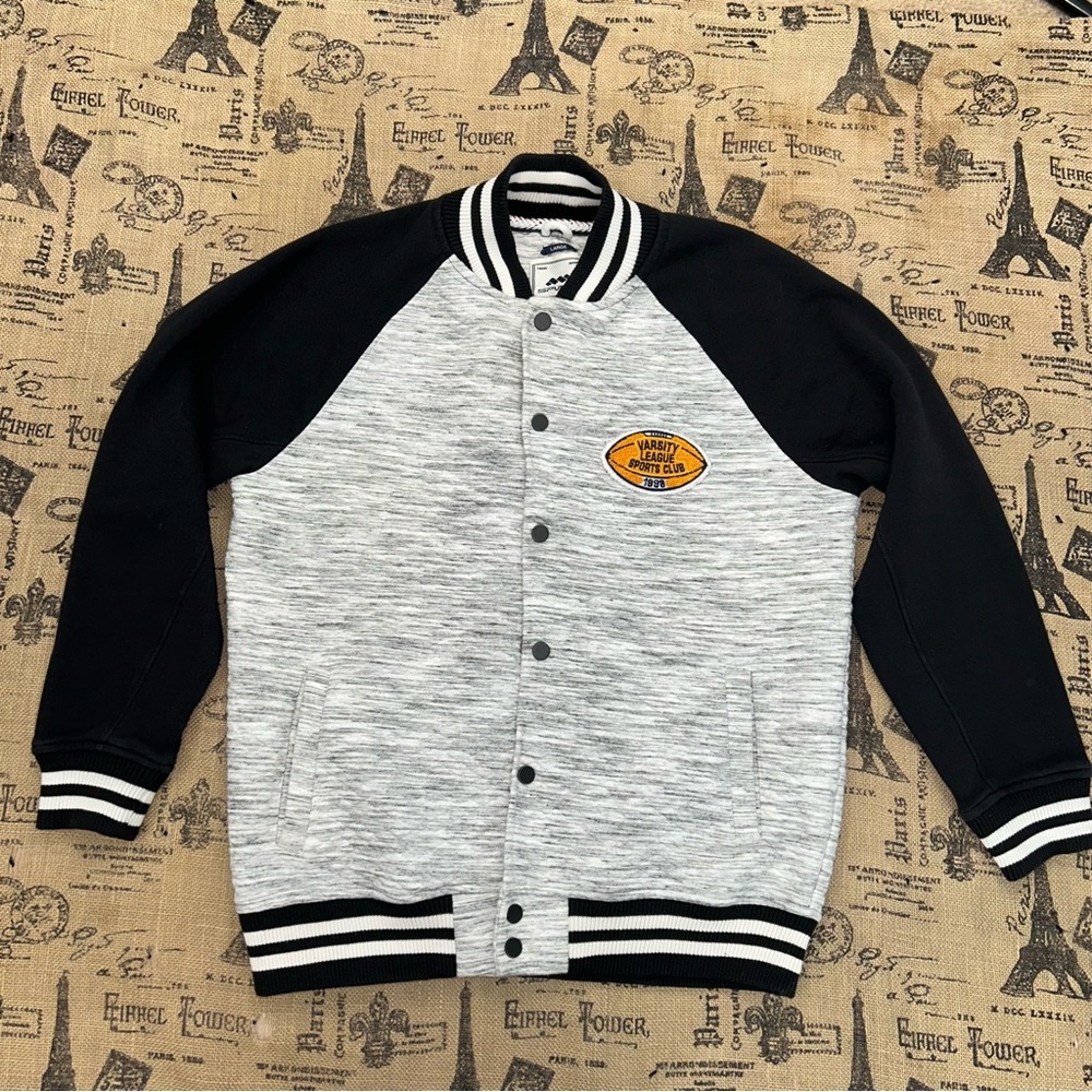 Spunk Smart Sports Wear Black /Grey Varsity  League Sports Club Jacket Size L